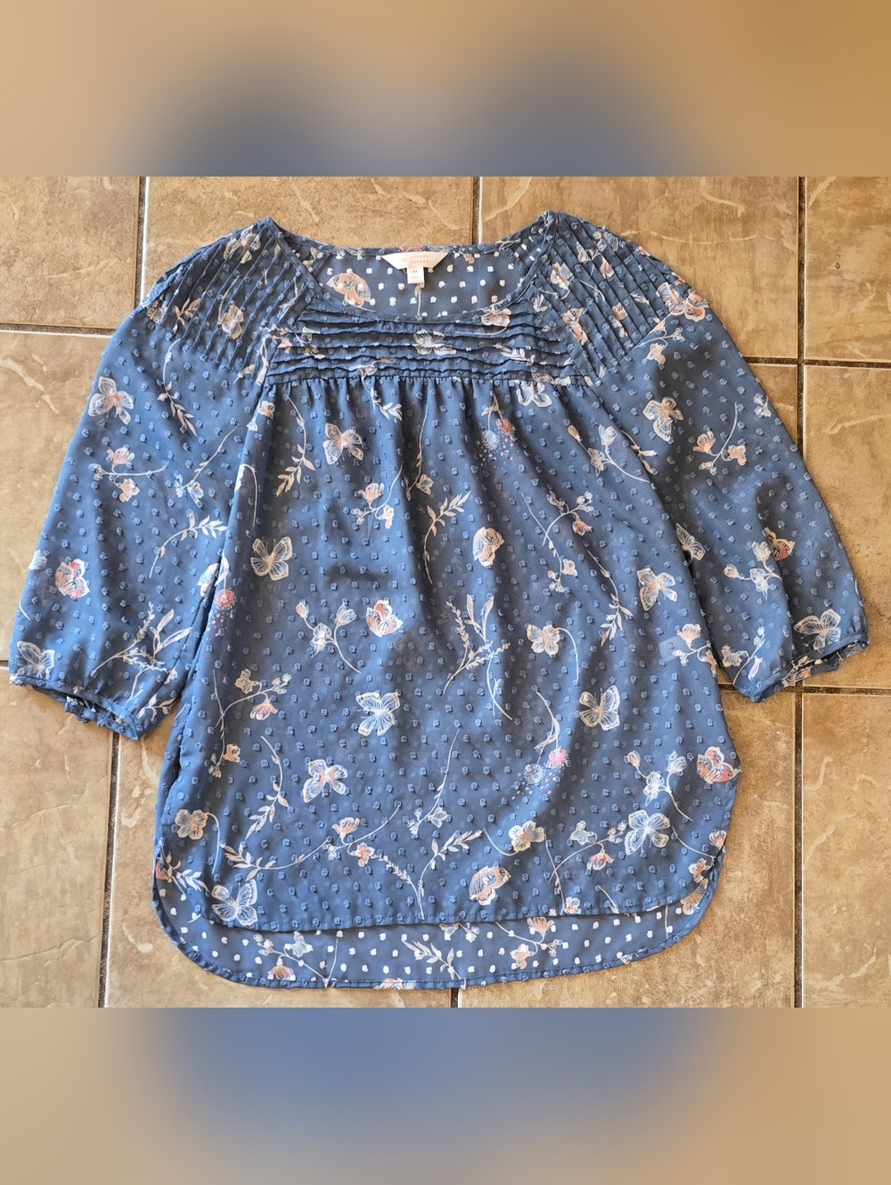 Lauren Conrad 3/4 Sleeve Floral Blouse- Size Medium- Excellent Used Condition